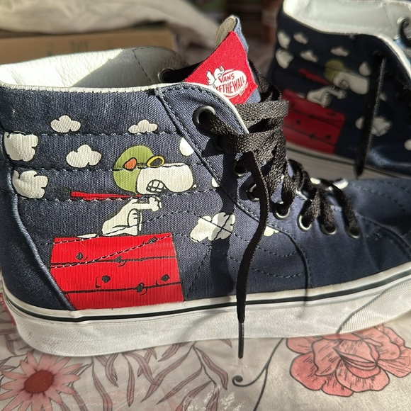 Vans Sk8 hi reissue Peanuts Snoopy Flying Aces size men’s 2.7 women’s 9 - Picture 3 of 15